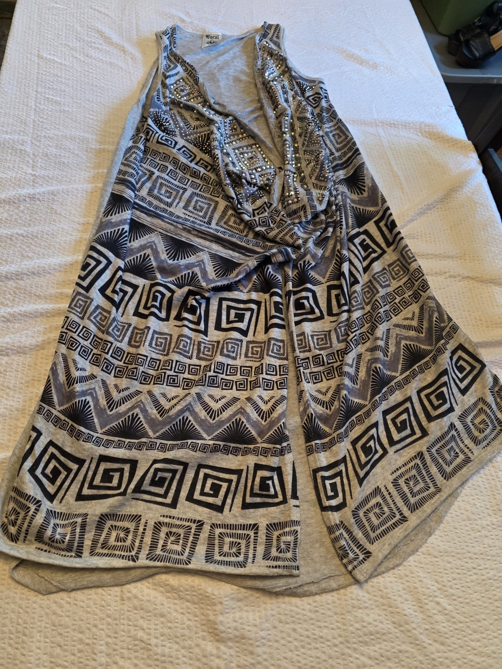 Vocal Sleeveless Beaded Gray and Black Patterned Cardigan